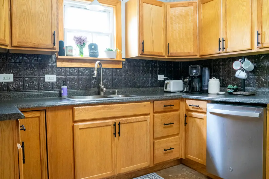 1022 Mason Street, Morrisonville, NY 12962 - #2