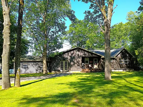 199 Corlear Drive, Willsboro, NY 12996