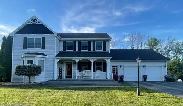 3 Willow Way, Morrisonville, NY 12962