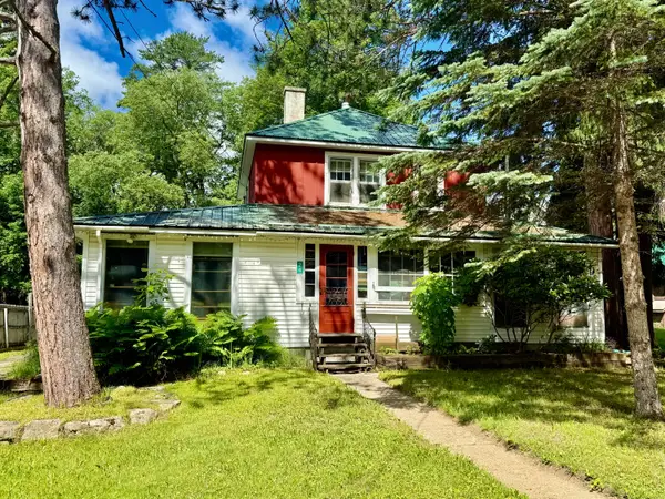 24 Leona Lane, Saranac Lake, NY 12983