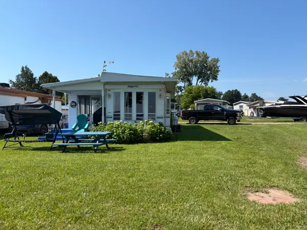 35 Marine Village Road, Plattsburgh, NY 12901