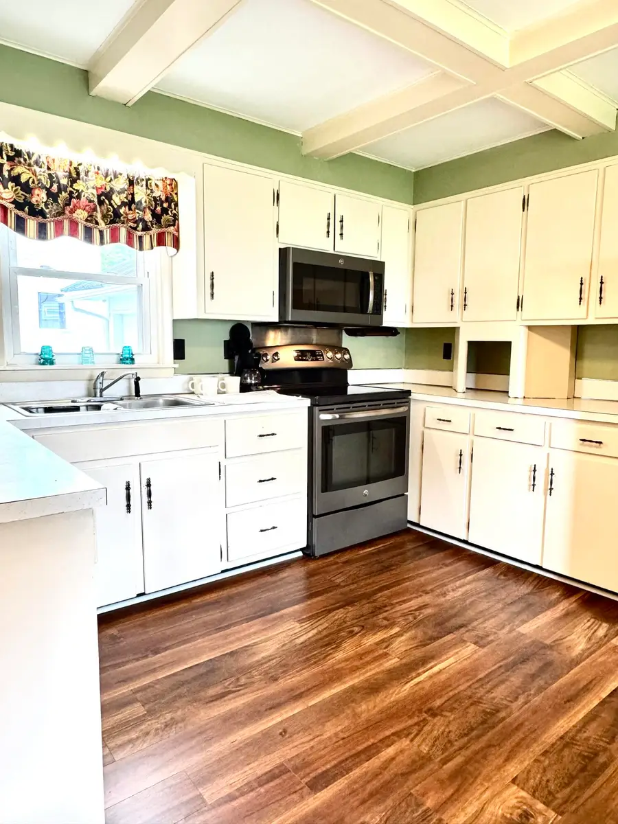 8 Chapman Street, Rouses Point, NY 12979 - #2