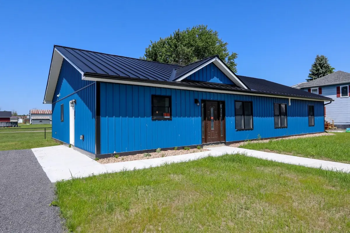 28 Delaware Street, Rouses Point, NY 12979 - #1