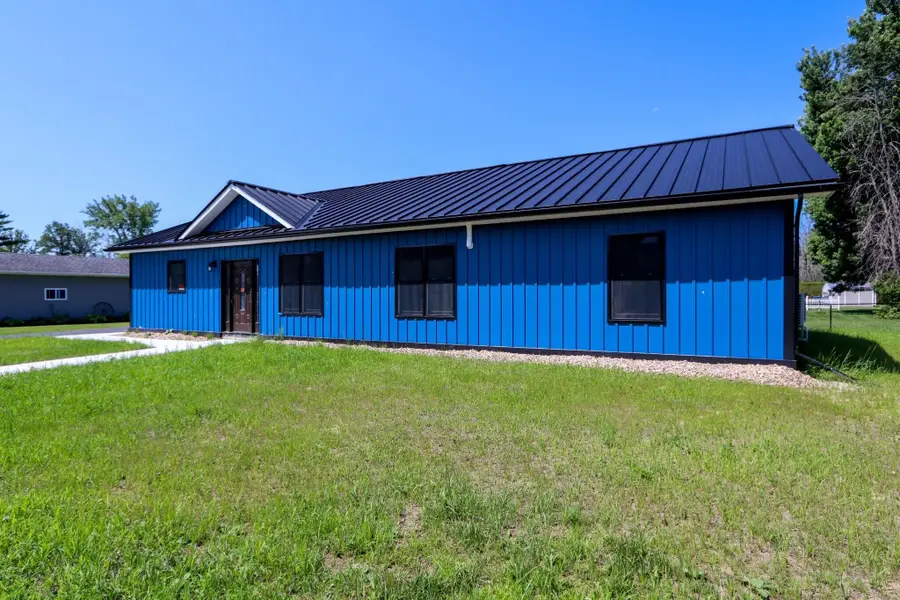 28 Delaware Street, Rouses Point, NY 12979 - #2