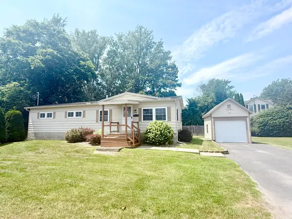 93 Wall Street, Plattsburgh, NY 12901