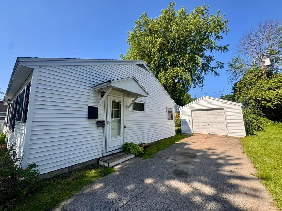 1 Hillcrest Avenue, Plattsburgh, NY 12901 - #3