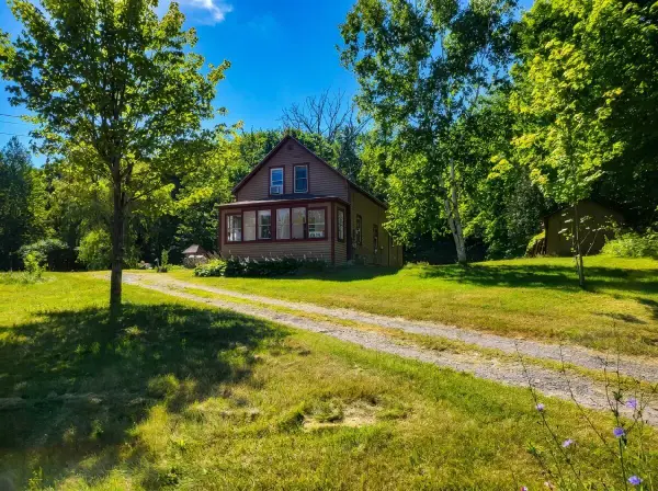 1995 State Route 3, Cadyville, NY 12918