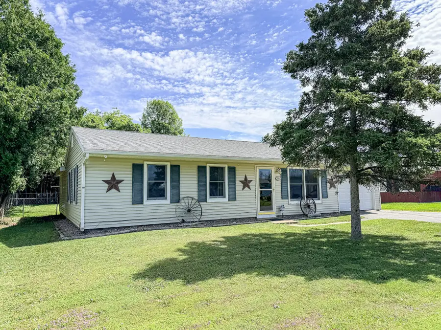 16 Genesee Lane, Plattsburgh, NY 12901 - #2