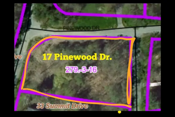 17 Pinewood Drive, Peru, NY 12972