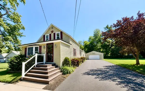 1002 Mason Street, Morrisonville, NY 12962