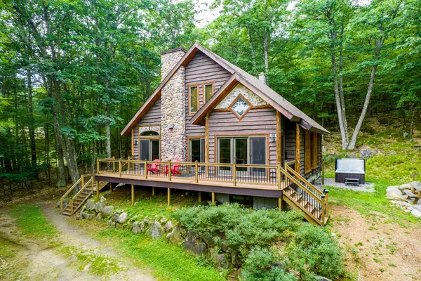 88 Scenic Point Lane, Jay, NY 12941