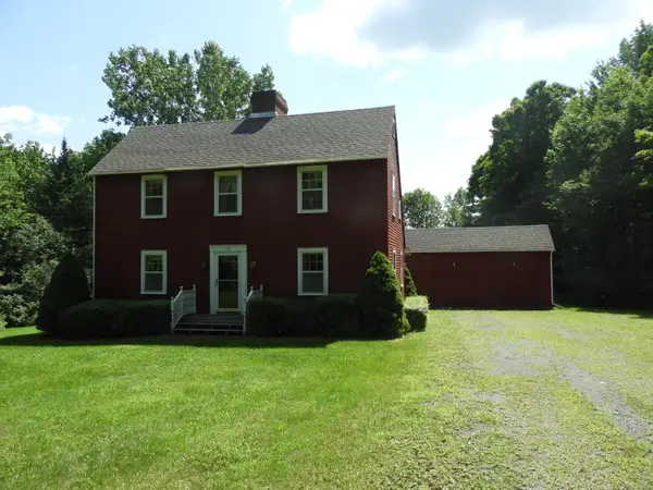 33 Alfreda Court, Morrisonville, NY 12962
