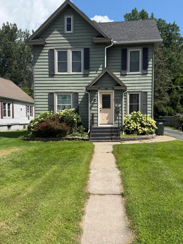 12 Lozier Place, Plattsburgh, NY 12901
