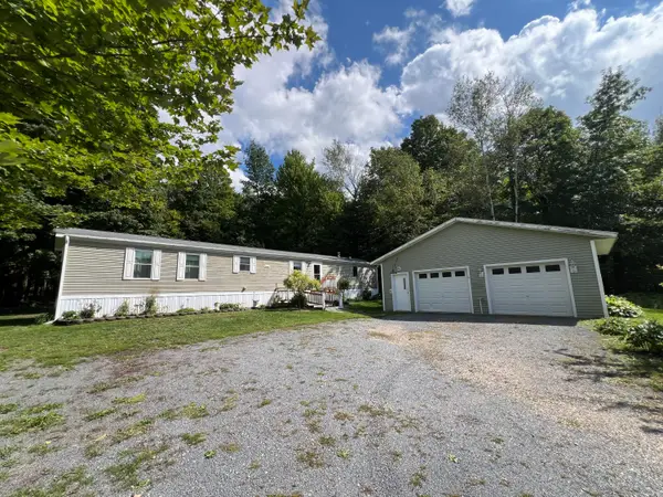 80 Old Cider Mill Road, West Chazy, NY 12992