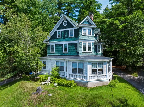 317 Lake Flower Avenue, Saranac Lake, NY 12983