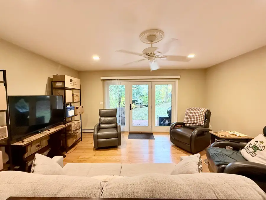 5 Willow Beach, Plattsburgh, NY 12901 - #3