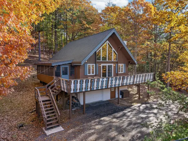 51 Hochsteig Lane, Jay, NY 12941
