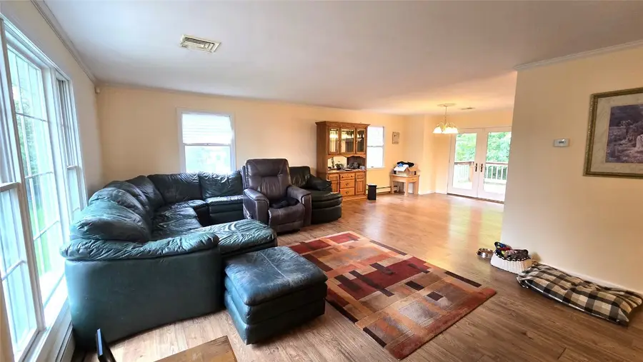 1124 Tamara Lane, Johnson City, NY 13790 - Image #3