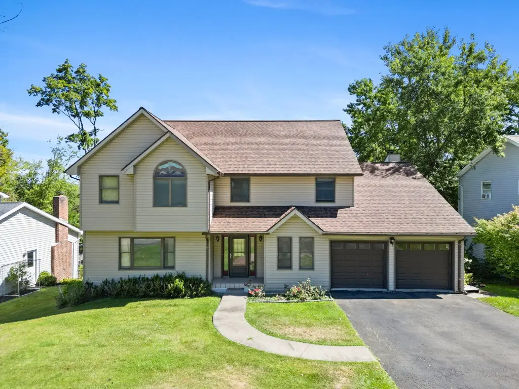 301 Brooks Avenue, Vestal, NY 13850 - Image #1