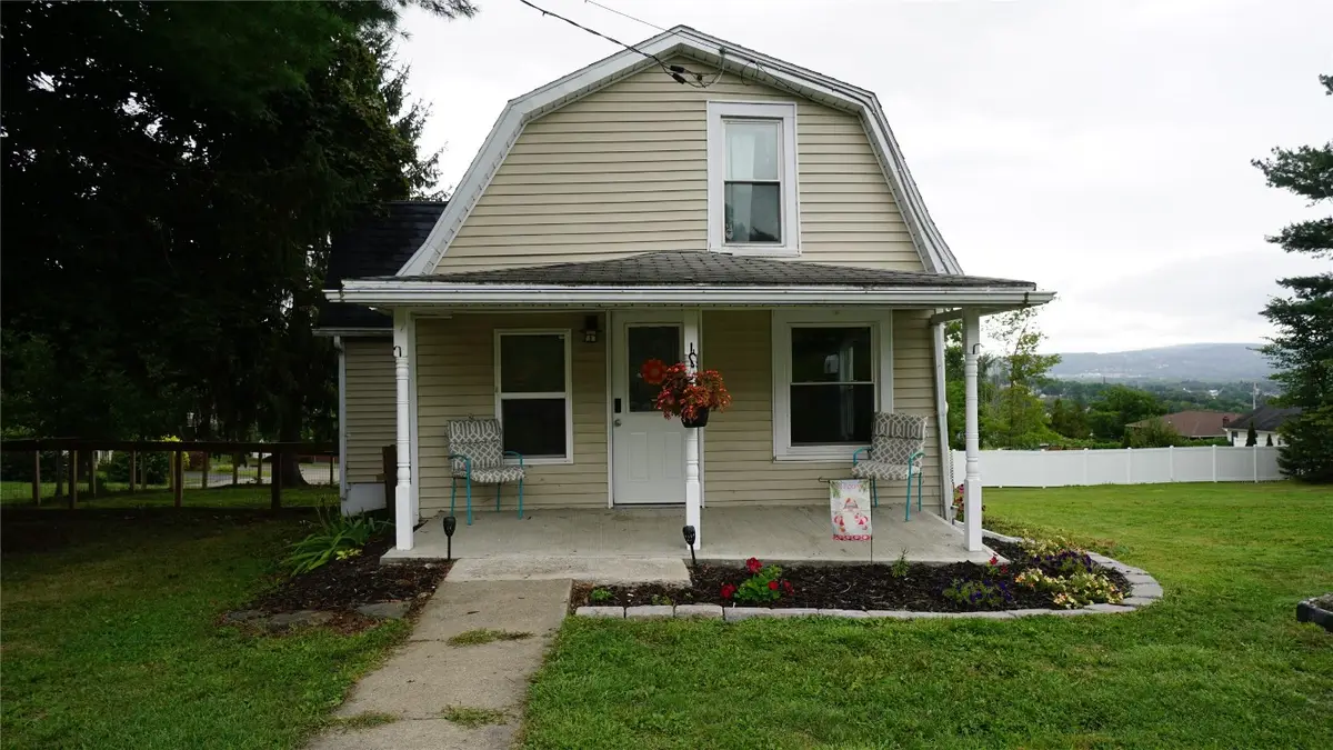 610 Prescott Ave, Endicott, NY 13760 - Image #1