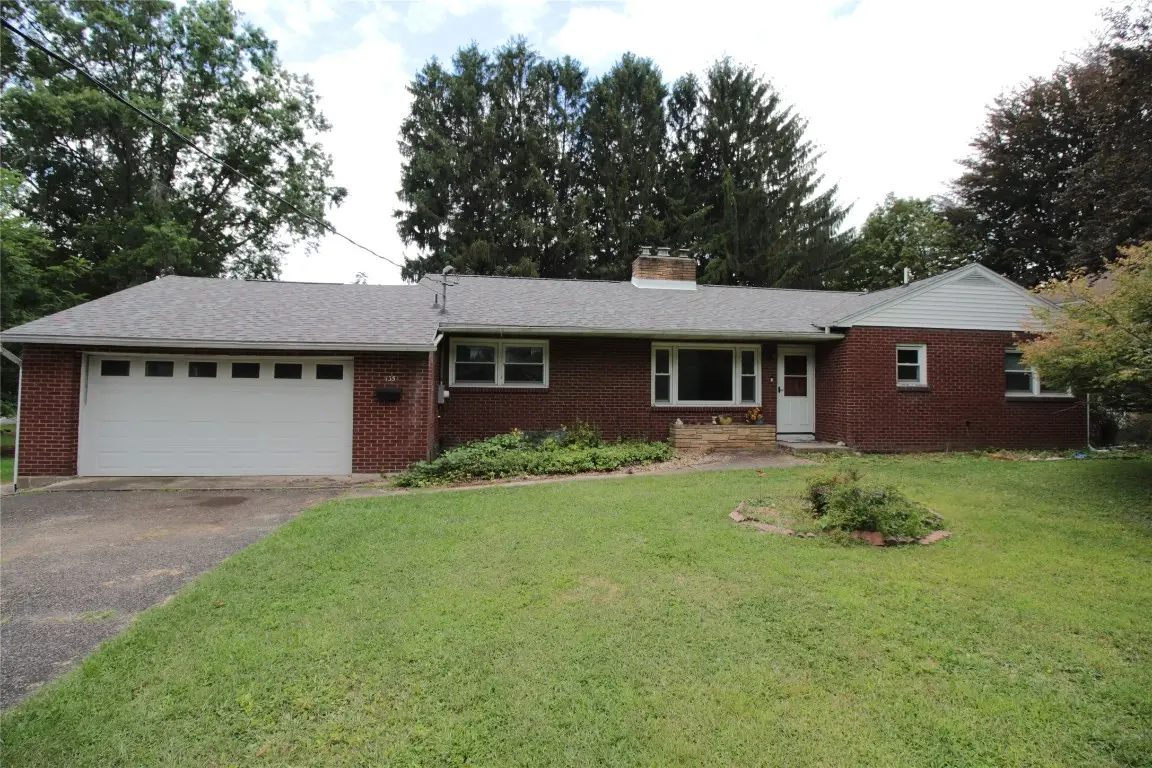 135 N Meadowbrook Lane, Vestal, NY 13850 - Image #1