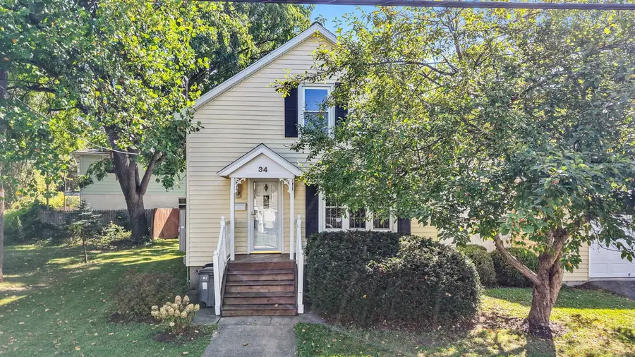 34 Poplar St, Johnson City, NY 13790 - Image #2