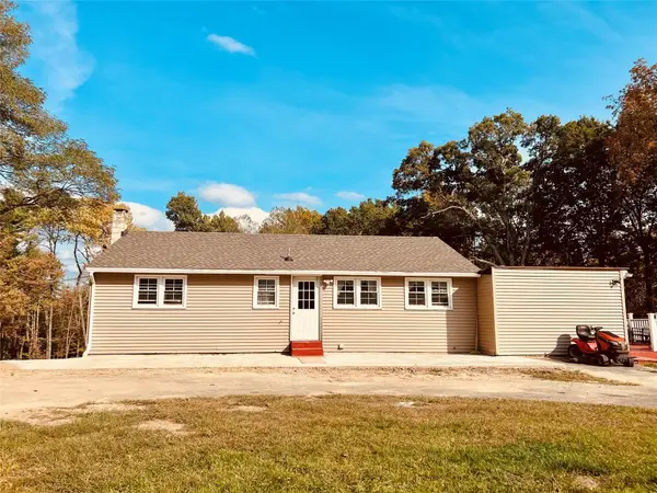 757 S Jensen Road, Vestal, NY 13850