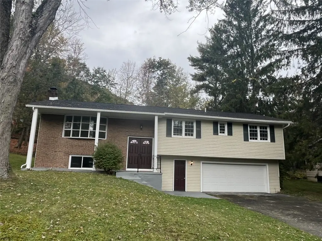 400 Warren Street, Vestal, NY 13850 - Image #1