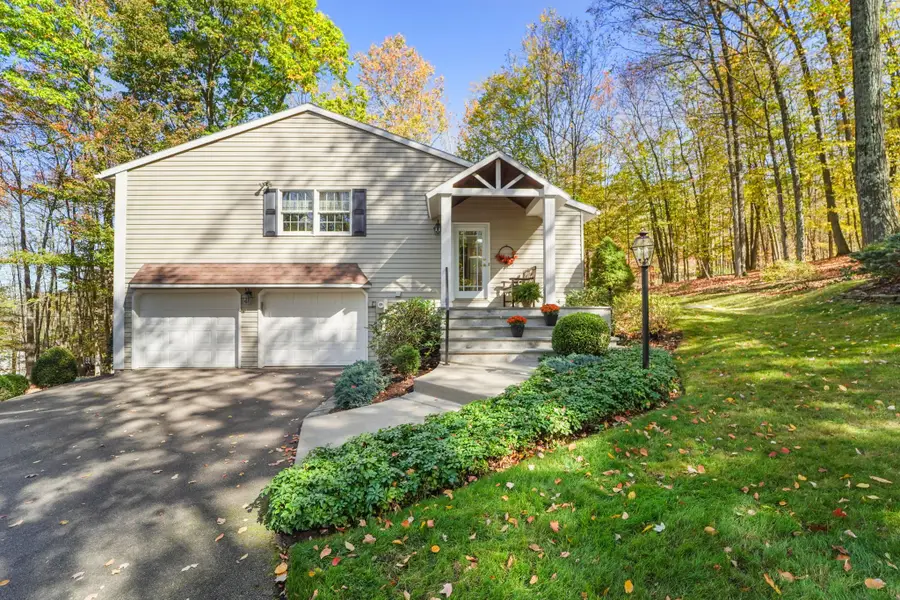 1505 Campus Dr, Vestal, NY 13850 - #2