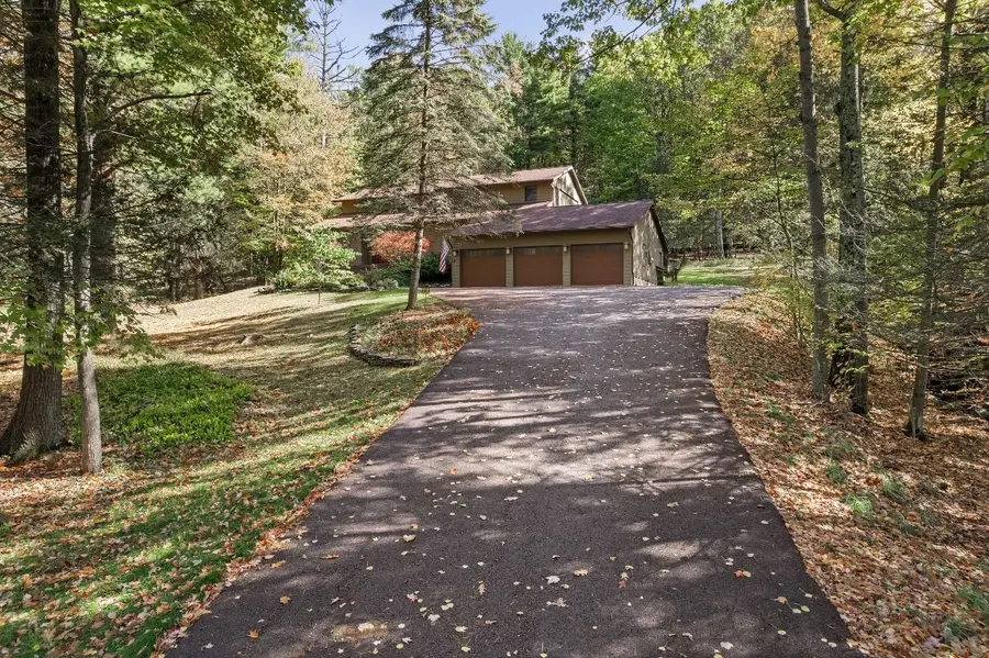 870 Powderhouse Road, Binghamton, NY 13903 - Image #2