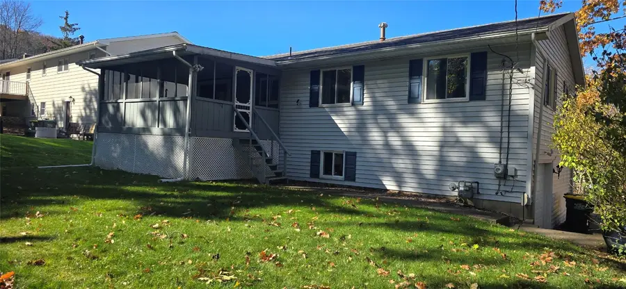 2434 Karen Court, Binghamton, NY 13903 - Image #3