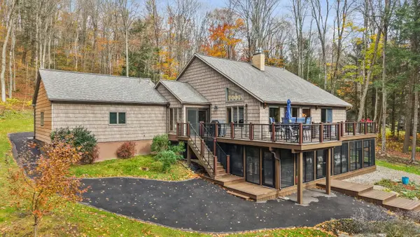 629 N Longford Lake Road, Brackney, PA 18812