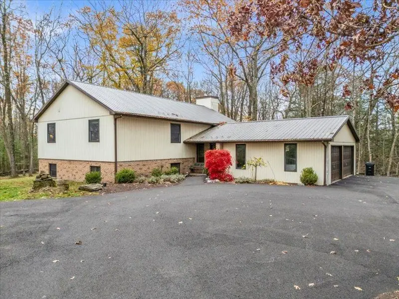 1761 N Cafferty Hill Road, Endicott, NY 13760 - Image #1