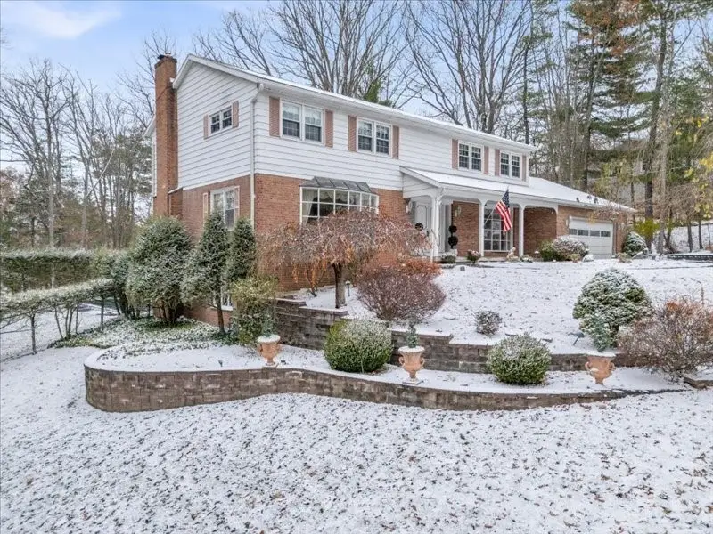 2098 W Hamton Road, Binghamton, NY 13903 - Image #2