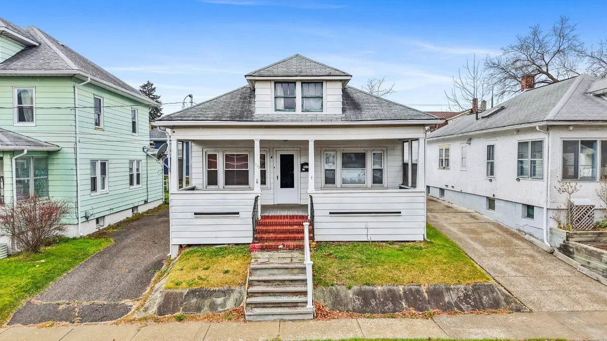 215 N Mckinley Avenue, Endicott, NY 13760 - Image #1