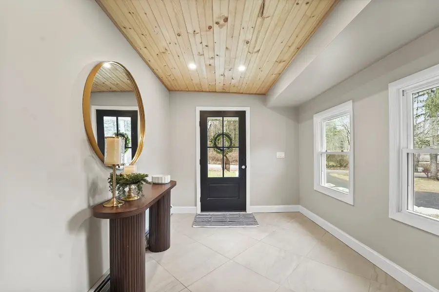 945 Forest Hill Road, Apalachin, NY 13732 - Image #3