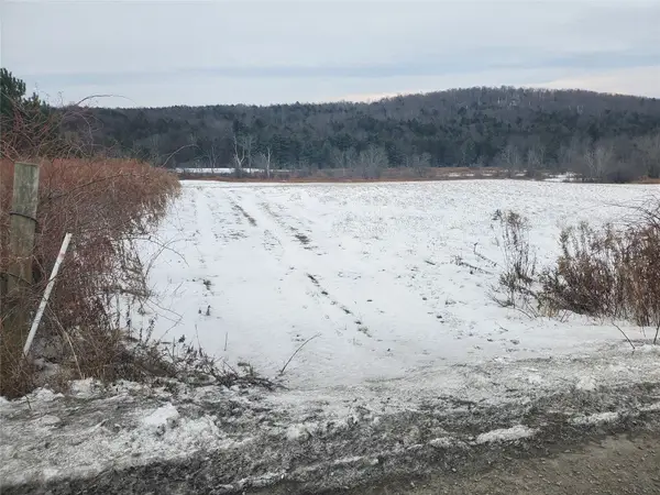 000 Lake Hill Road, Montrose, PA 18801