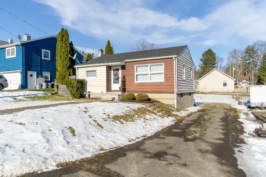 716 Carl Street, Endicott, NY 13760 - Image #3