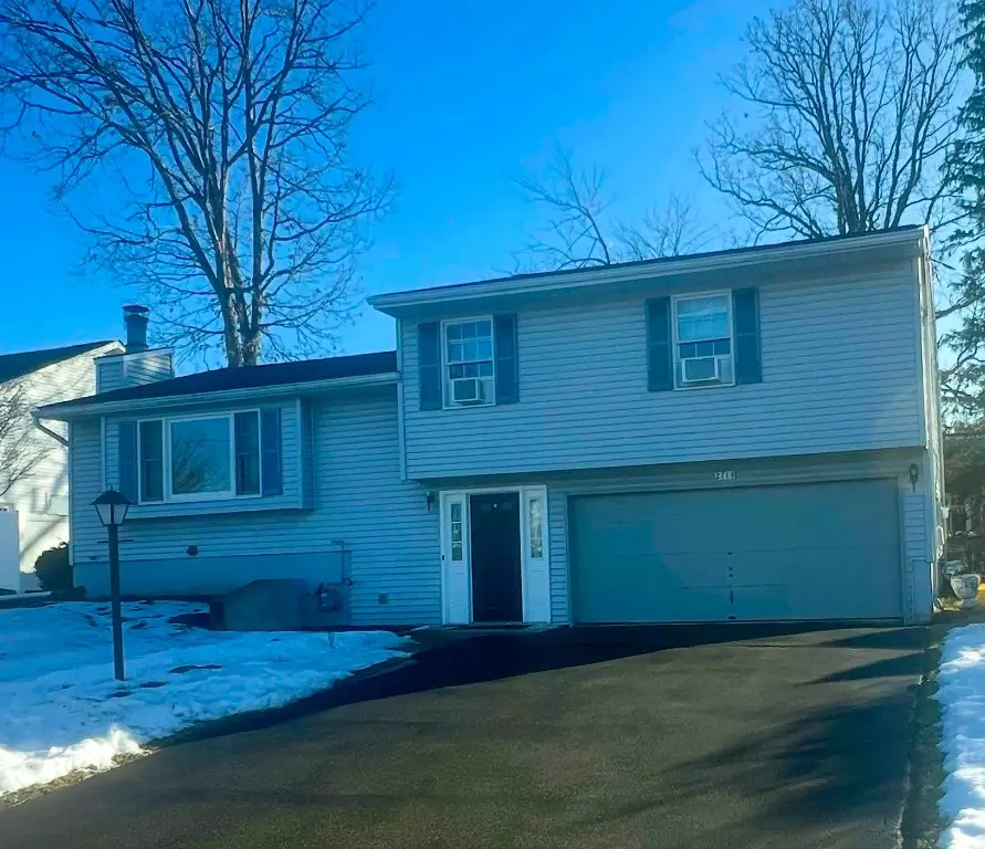 2714 Magnolia Street, Endicott, NY 13760 - Image #2