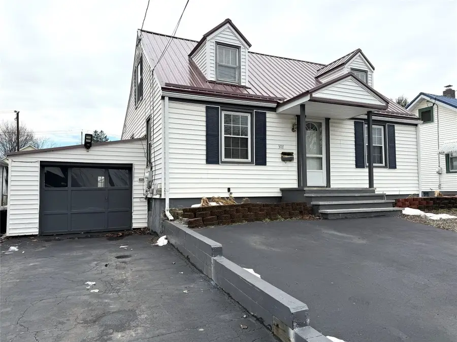 307 Arthur Avenue, Johnson City, NY 13790 - Image #2