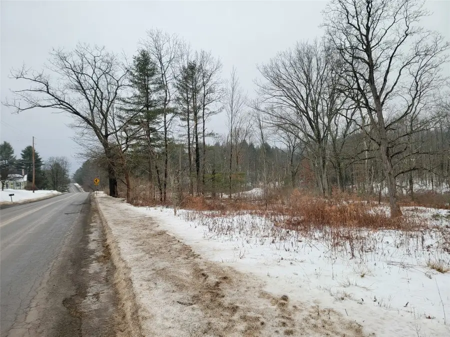 1523 Oakdale Road, Johnson City, NY 13790 - Image #3