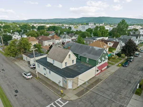 128 Squires Avenue, Endicott, NY 13760