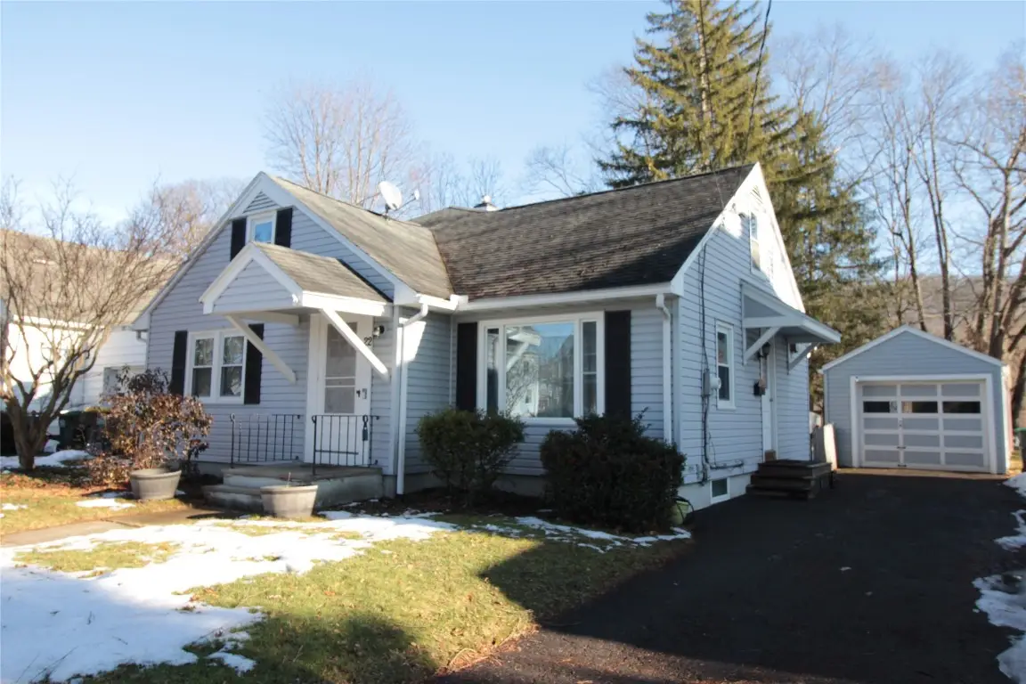 22 Rochelle Road, Binghamton, NY 13901 - Image #1
