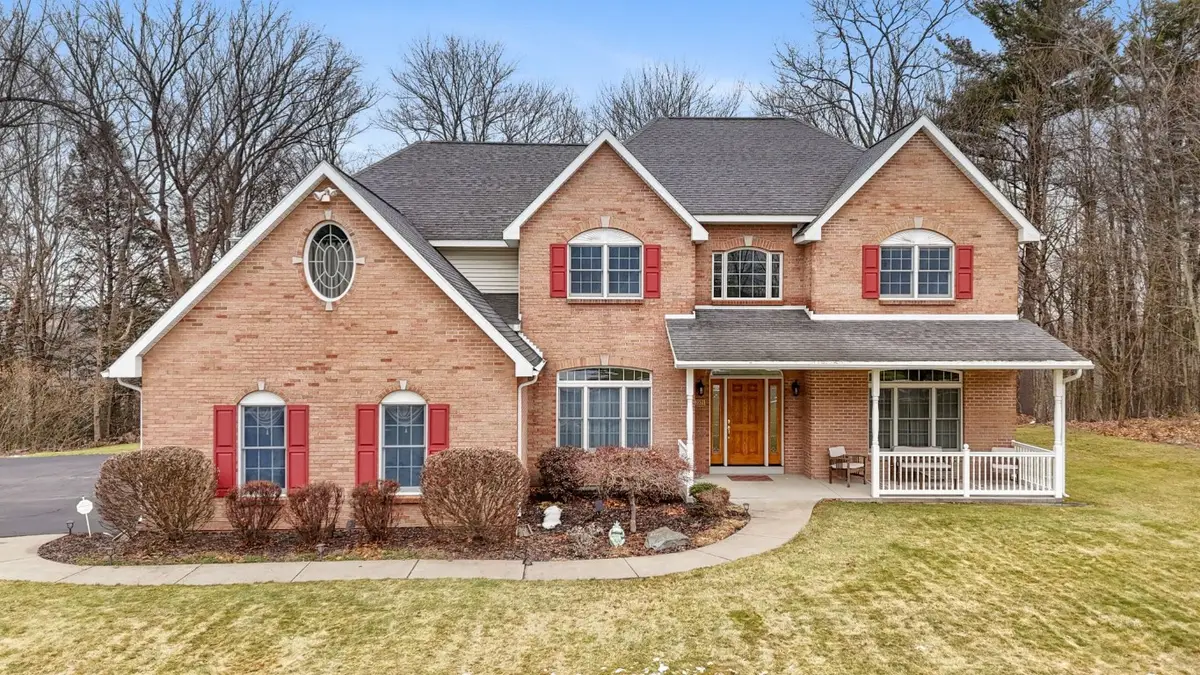 953 Dante Drive, Endicott, NY 13760 - Image #1