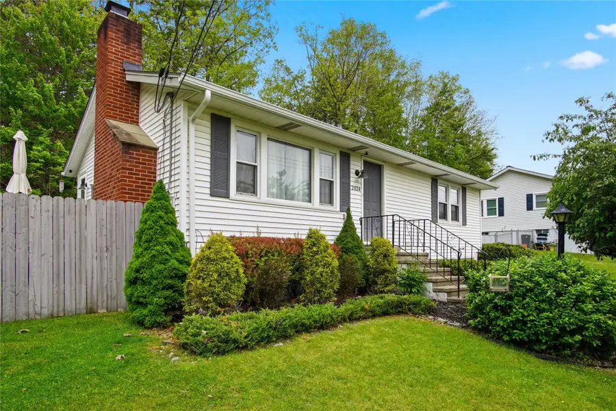 2024 Ford Road, Endicott, NY 13760 - #2