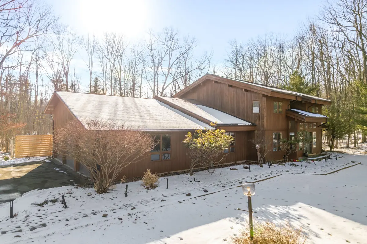 35 Andrews Road, Vestal, NY 13850 - Image #1