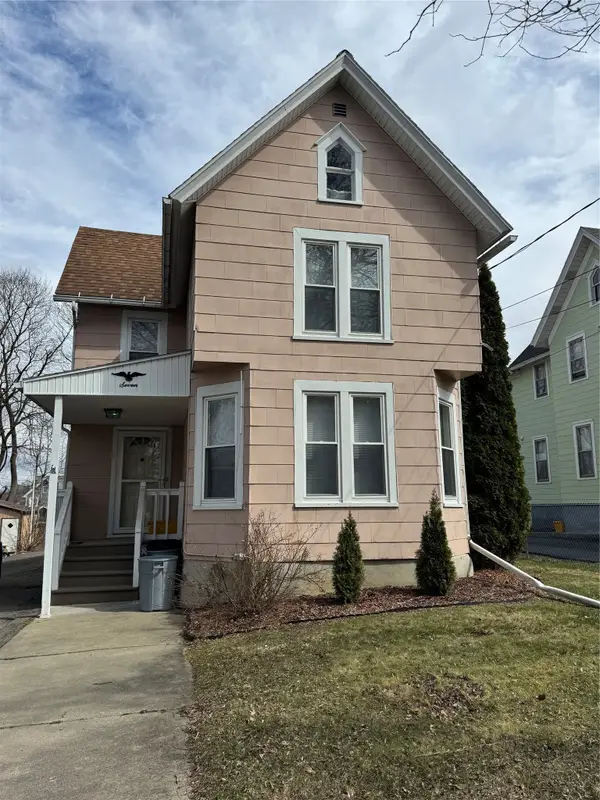 7 Carlton Street, Binghamton, NY 13903