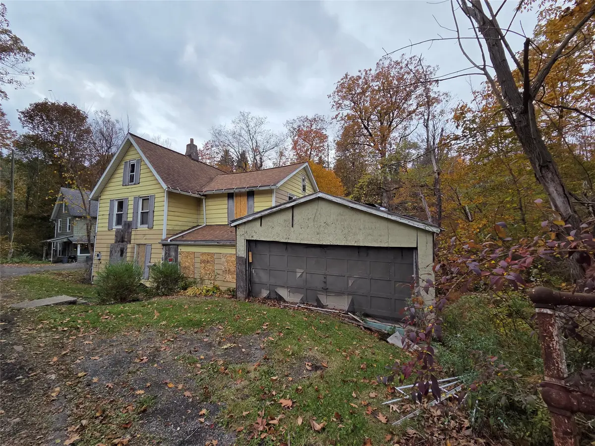 28 Bayless Avenue, Binghamton, NY 13903 - #1