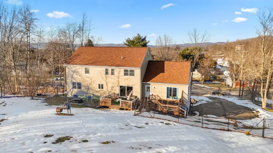 4512 Radcliffe Boulevard, Vestal, NY 13850 - #2