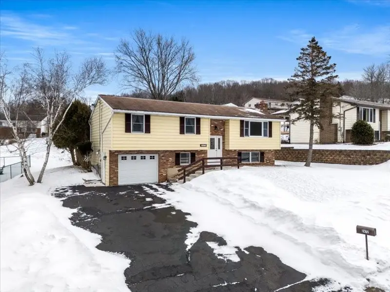 2472 Theresa Boulevard, Binghamton, NY 13903 - #2
